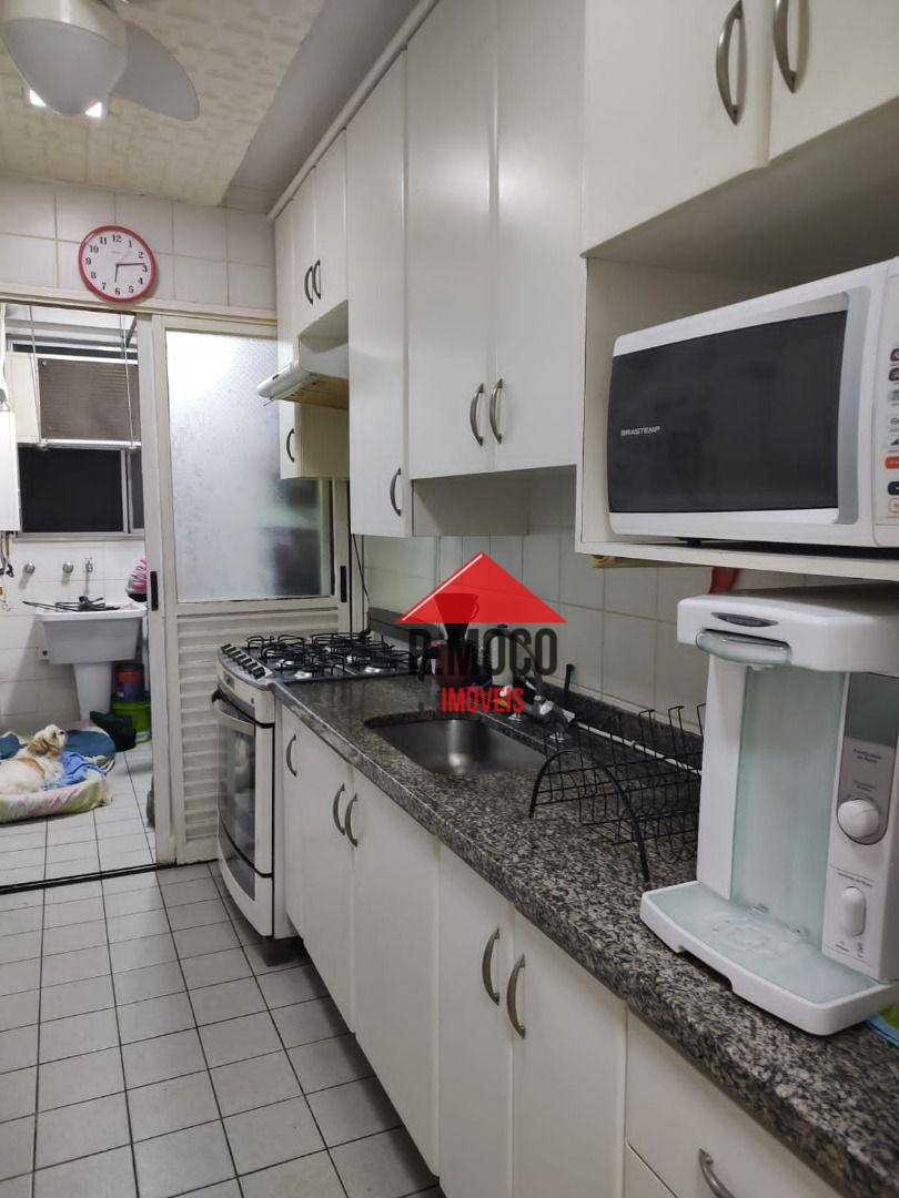 Apartamento à venda com 3 quartos, 80m² - Foto 6