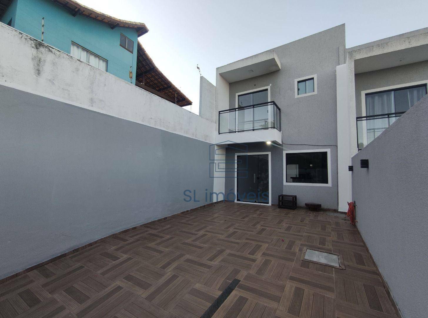 Casa à venda com 2 quartos, 78m² - Foto 2