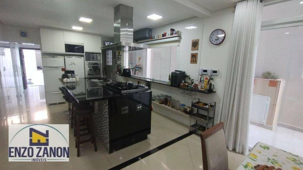 Sobrado à venda com 4 quartos, 650m² - Foto 30