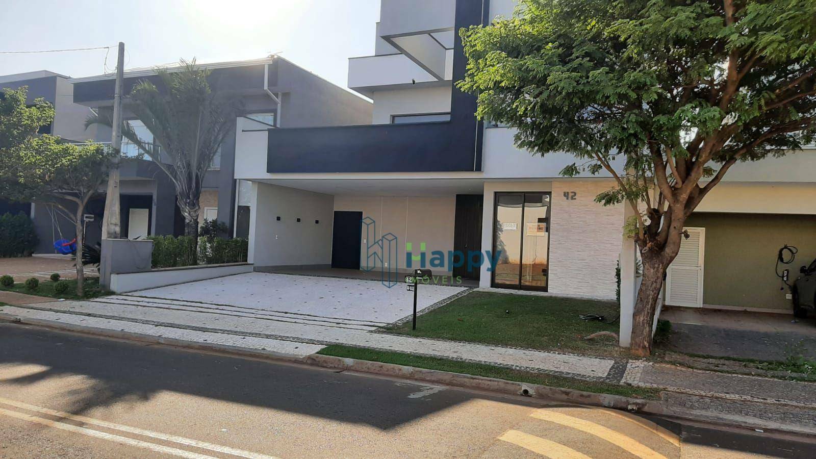 Casa de Condomínio à venda com 4 quartos, 272m² - Foto 3