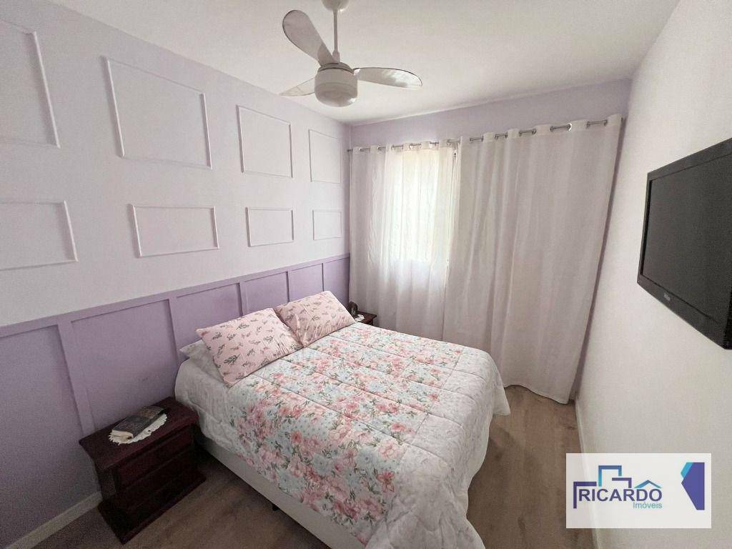 Apartamento à venda com 2 quartos, 61m² - Foto 10