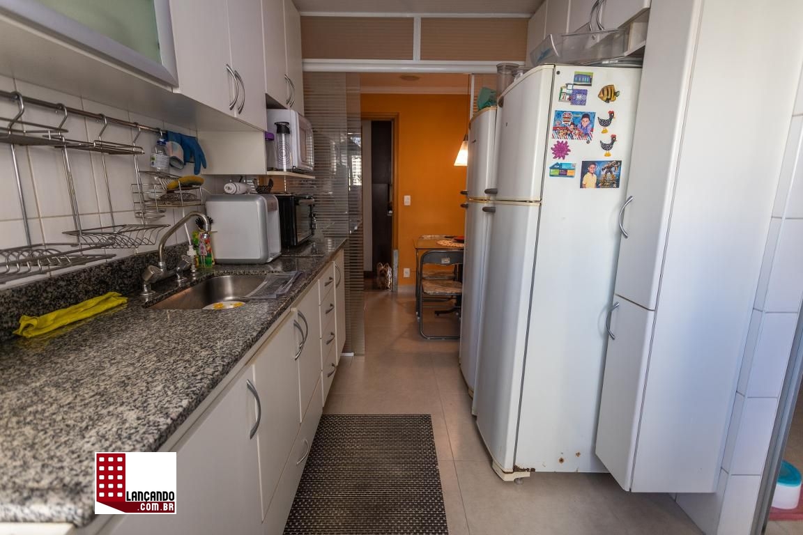 Apartamento à venda com 3 quartos, 126m² - Foto 4