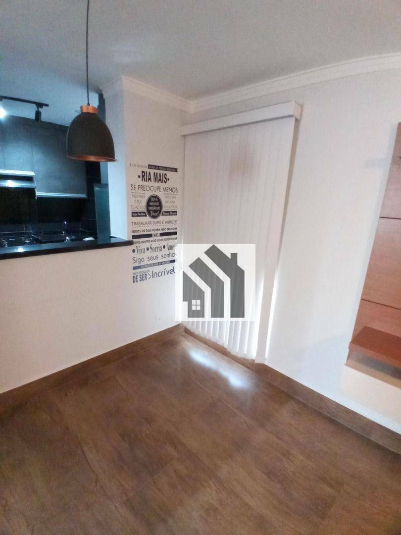 Apartamento à venda com 2 quartos, 42m² - Foto 2