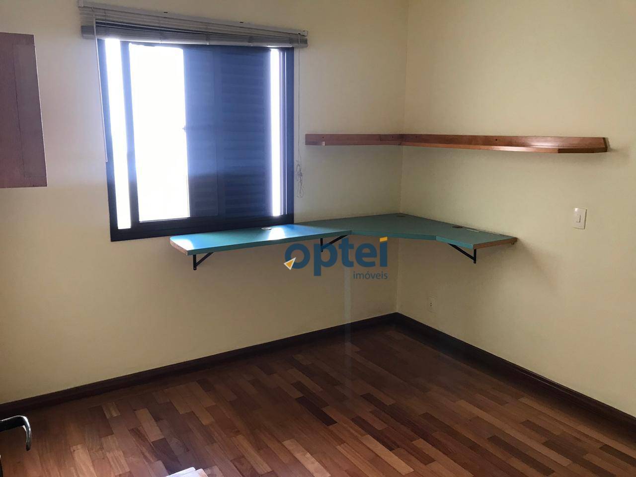 Apartamento à venda com 2 quartos, 110m² - Foto 2