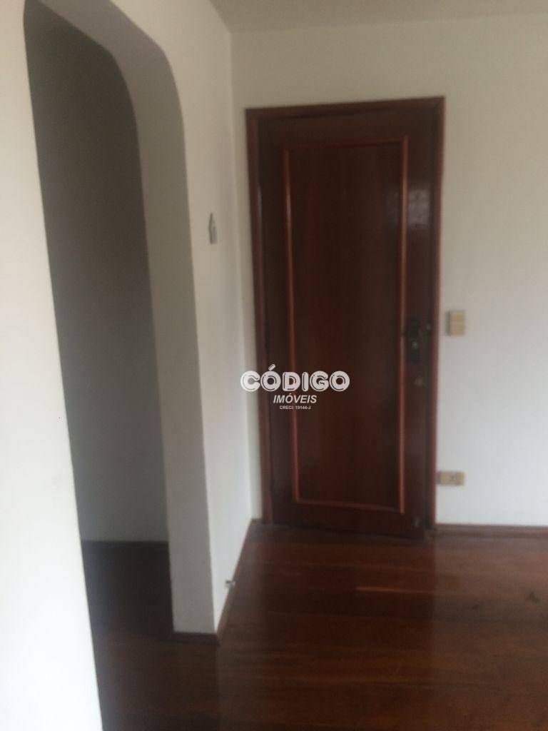 Apartamento à venda com 2 quartos, 82m² - Foto 9