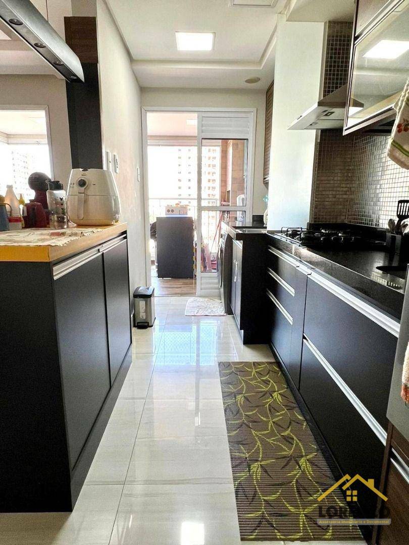 Apartamento à venda com 2 quartos, 72m² - Foto 9