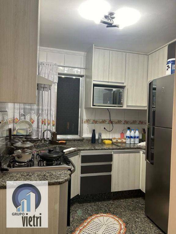 Apartamento à venda com 3 quartos, 60m² - Foto 25