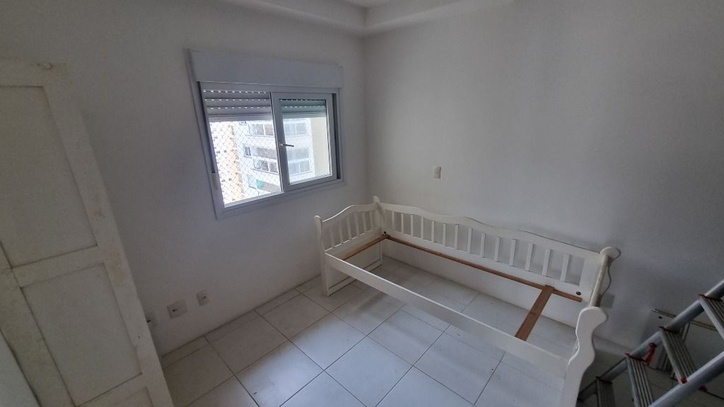 Apartamento à venda com 3 quartos, 115m² - Foto 13