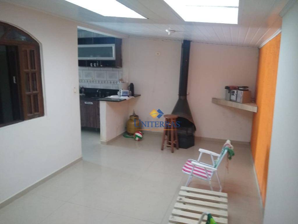 Casa à venda com 3 quartos, 90m² - Foto 20