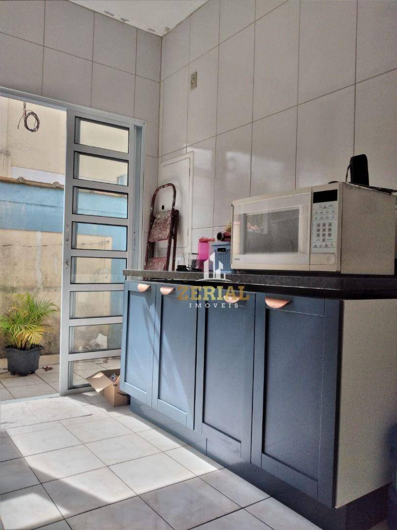 Sobrado à venda com 4 quartos, 110m² - Foto 9