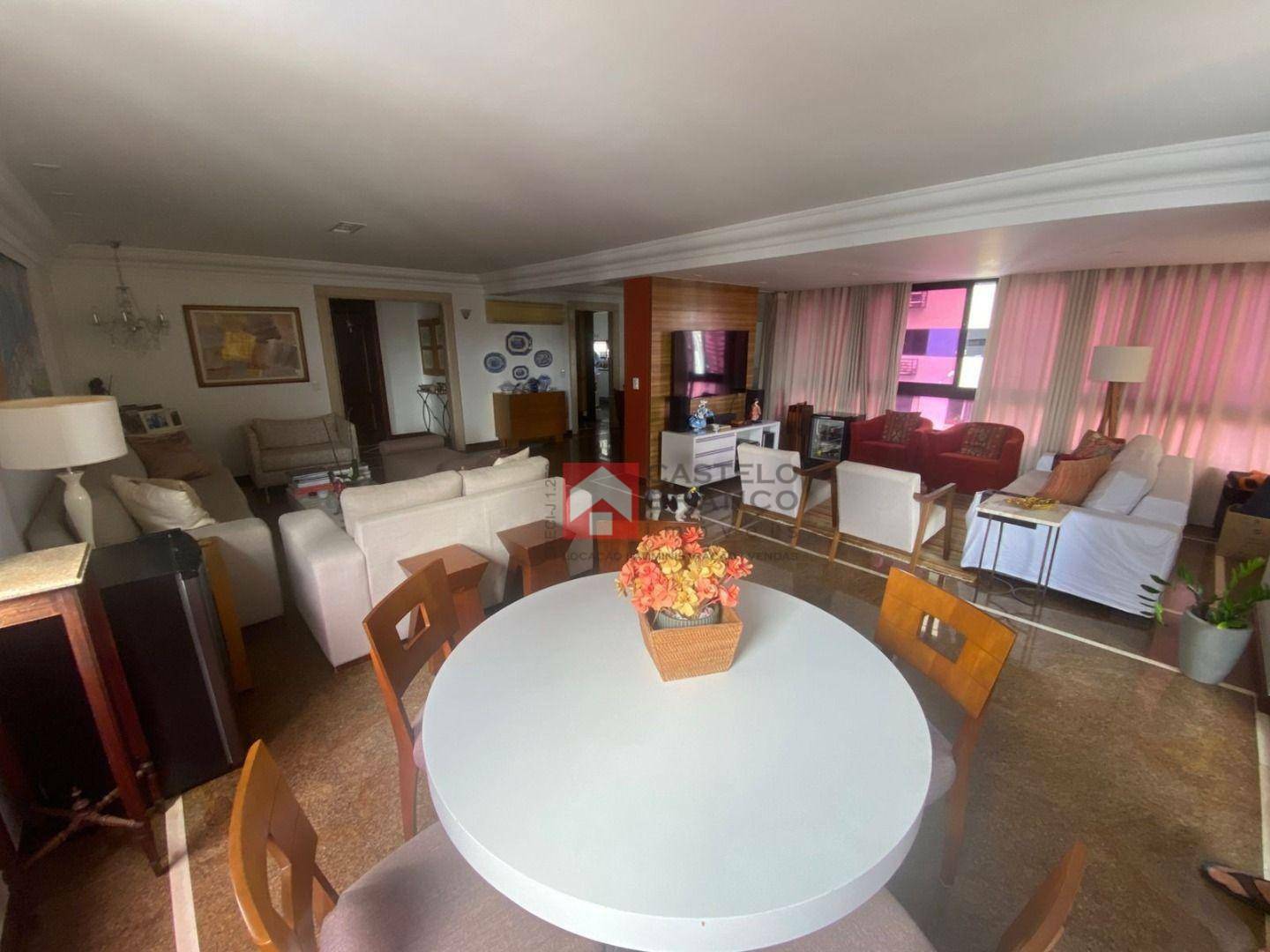Apartamento à venda com 4 quartos, 225m² - Foto 2