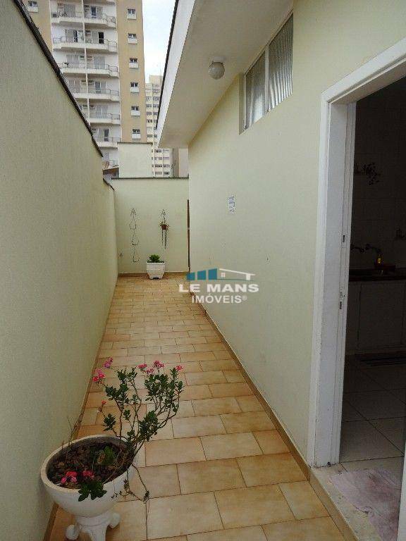 Casa à venda com 3 quartos, 277m² - Foto 23