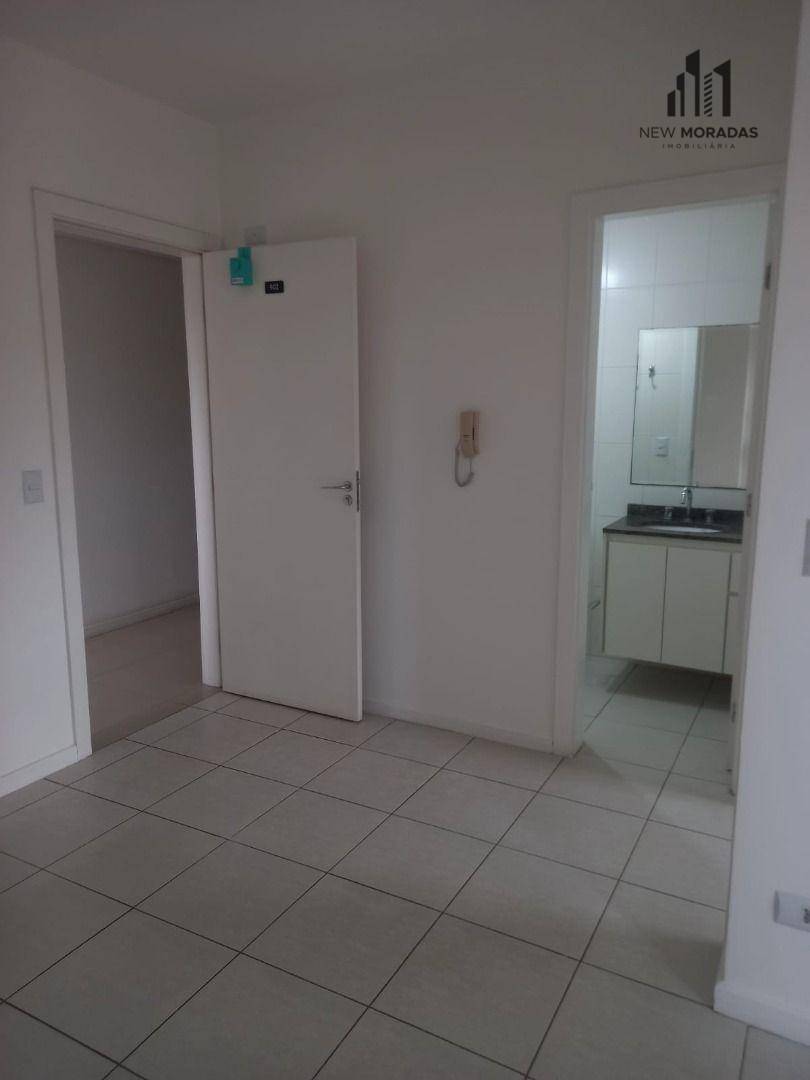 Apartamento à venda com 1 quarto, 32m² - Foto 2