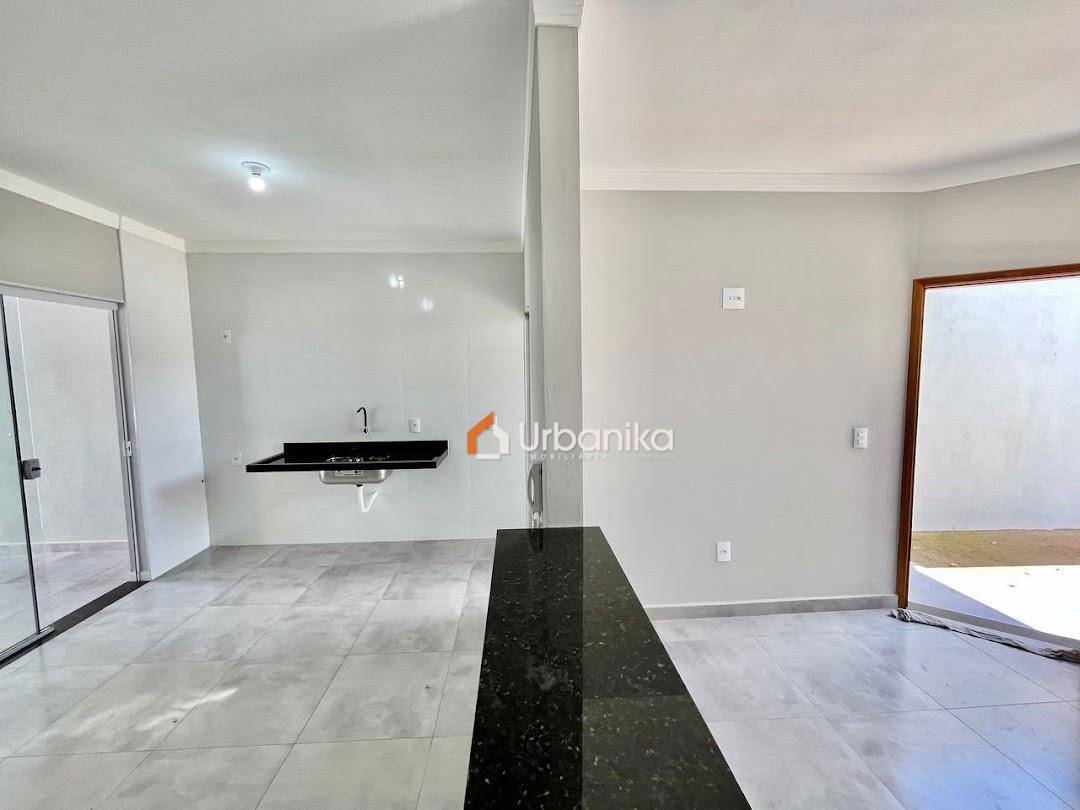 Casa, 2 quartos, 78 m² - Foto 2