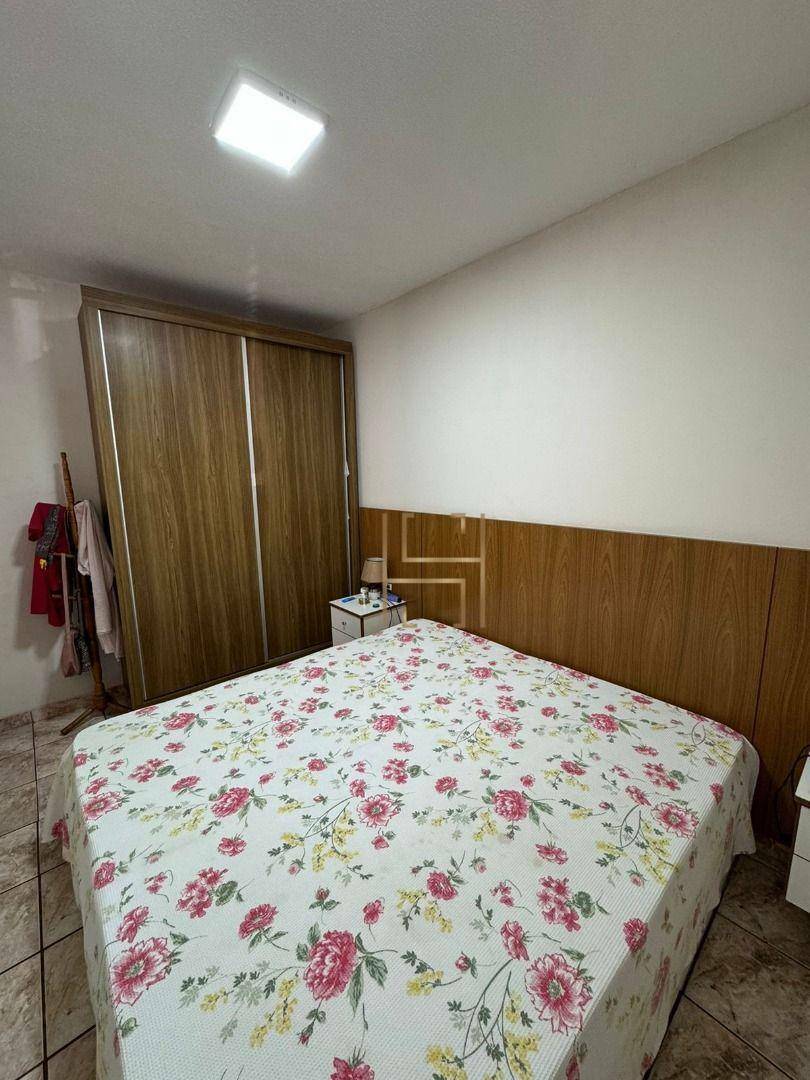 Casa à venda com 3 quartos, 100m² - Foto 12