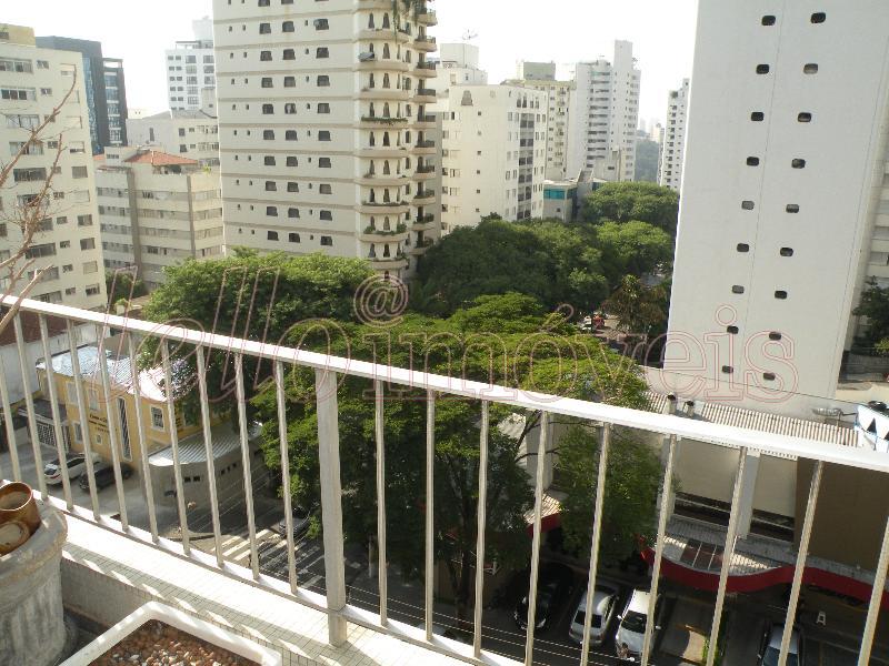 Apartamento para alugar com 3 quartos, 154m² - Foto 6