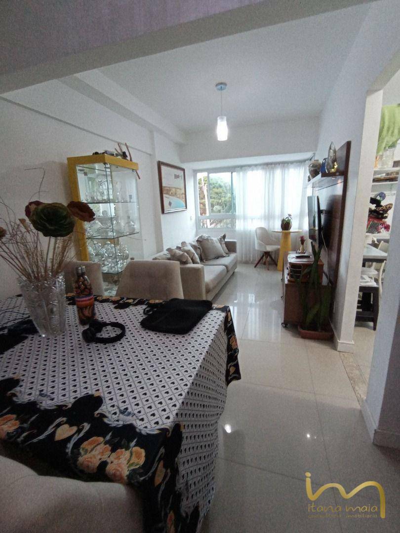 Apartamento à venda com 3 quartos, 70m² - Foto 3