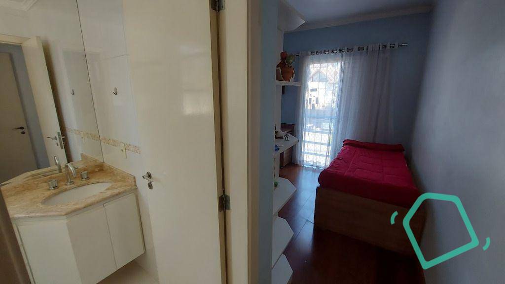 Casa de Condomínio à venda com 3 quartos, 200m² - Foto 2