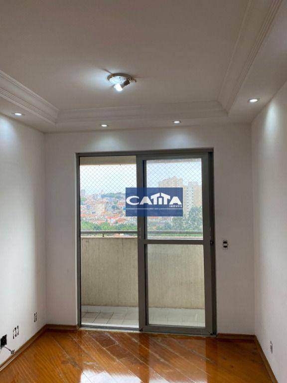 Apartamento à venda com 3 quartos, 63m² - Foto 2