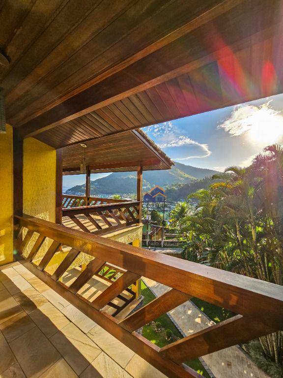 Casa de Condomínio à venda com 8 quartos, 600m² - Foto 19