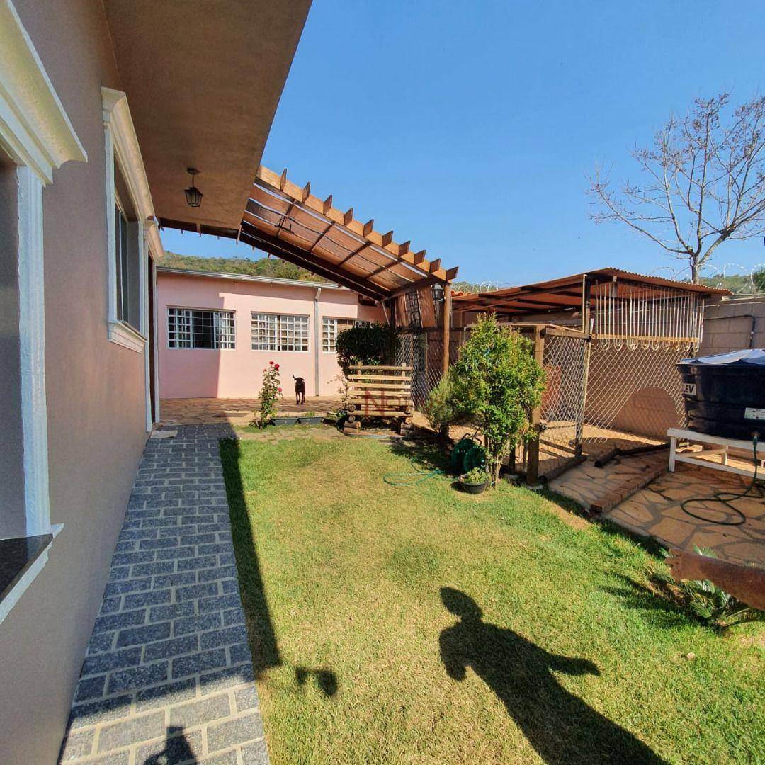 Casa à venda com 2 quartos, 300m² - Foto 10