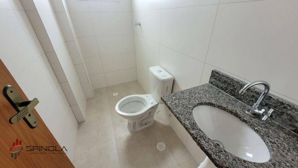 Apartamento à venda com 2 quartos, 75m² - Foto 20