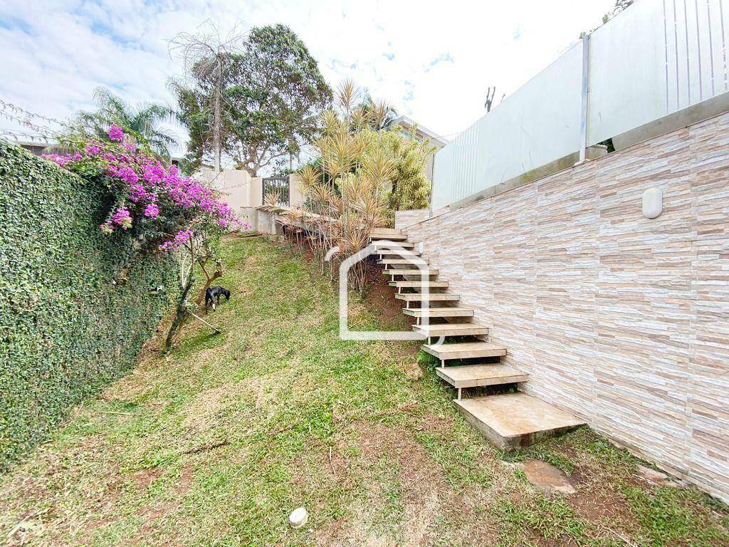 Casa de Condomínio à venda com 3 quartos, 330m² - Foto 24