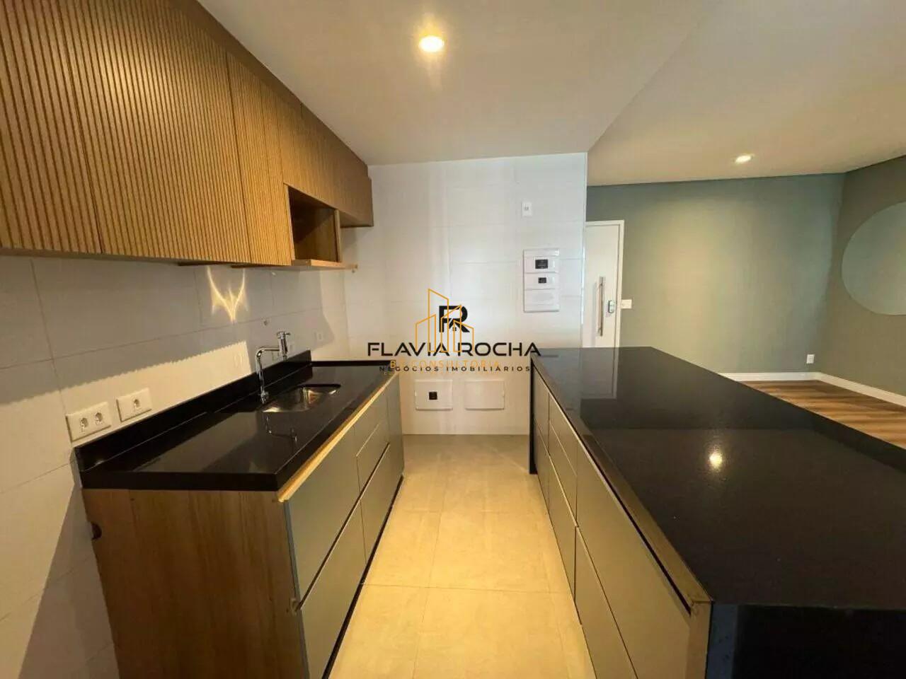 Apartamento para alugar com 2 quartos, 95m² - Foto 13