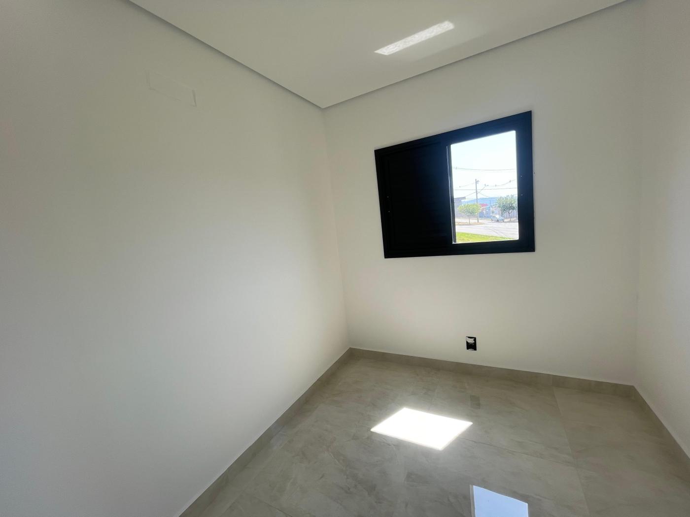 Casa à venda com 3 quartos, 126m² - Foto 13