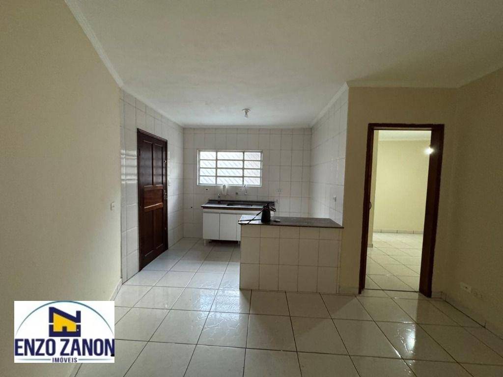 Casa, 3 quartos, 135 m² - Foto 2