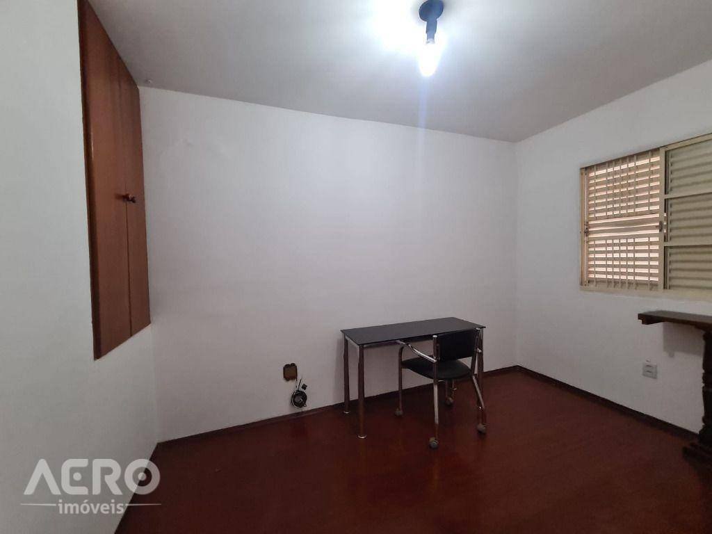 Casa de Condomínio à venda com 3 quartos, 125m² - Foto 8