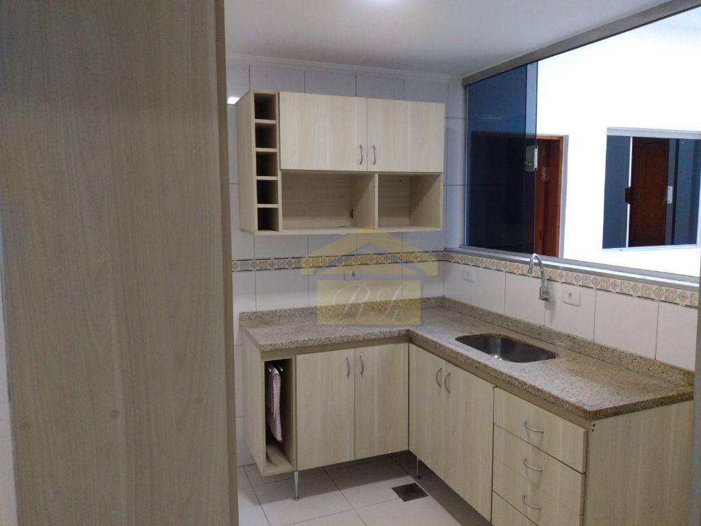 Sobrado à venda com 3 quartos, 202m² - Foto 4