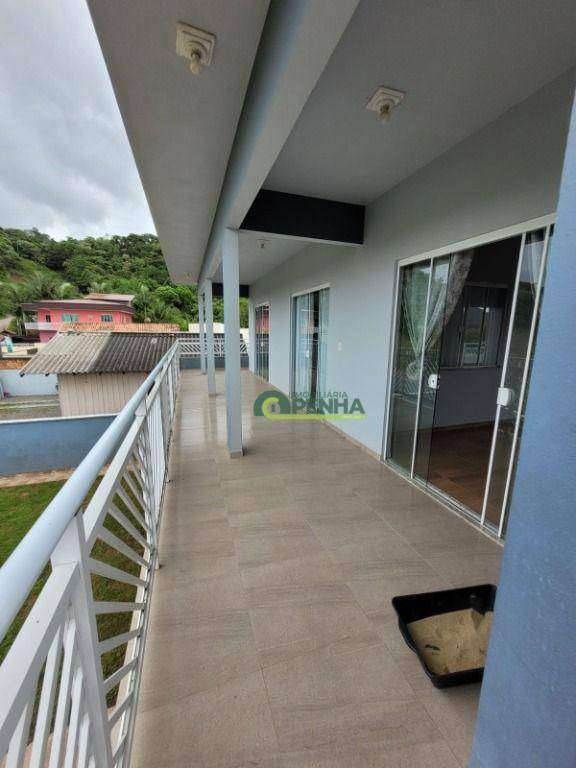 Casa à venda com 4 quartos, 220m² - Foto 14