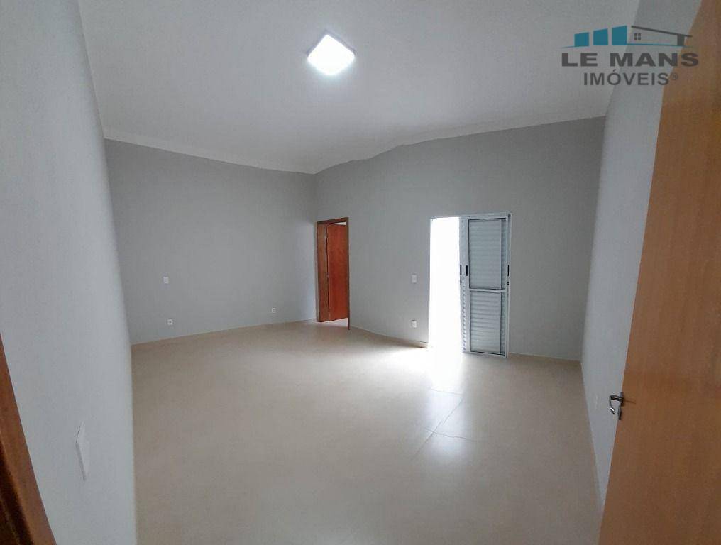 Casa à venda com 2 quartos, 110m² - Foto 11