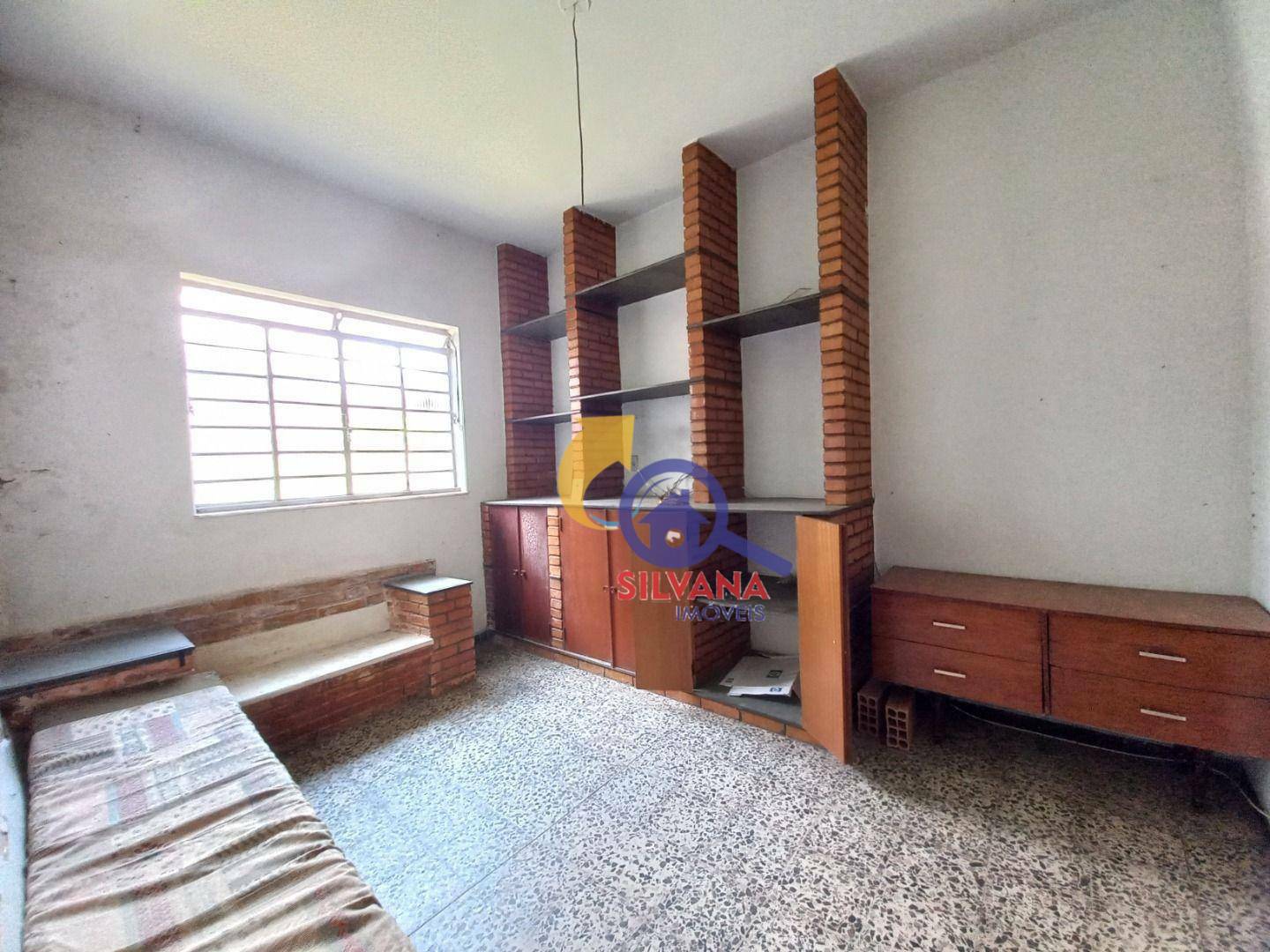 Casa para alugar com 3 quartos, 294m² - Foto 13