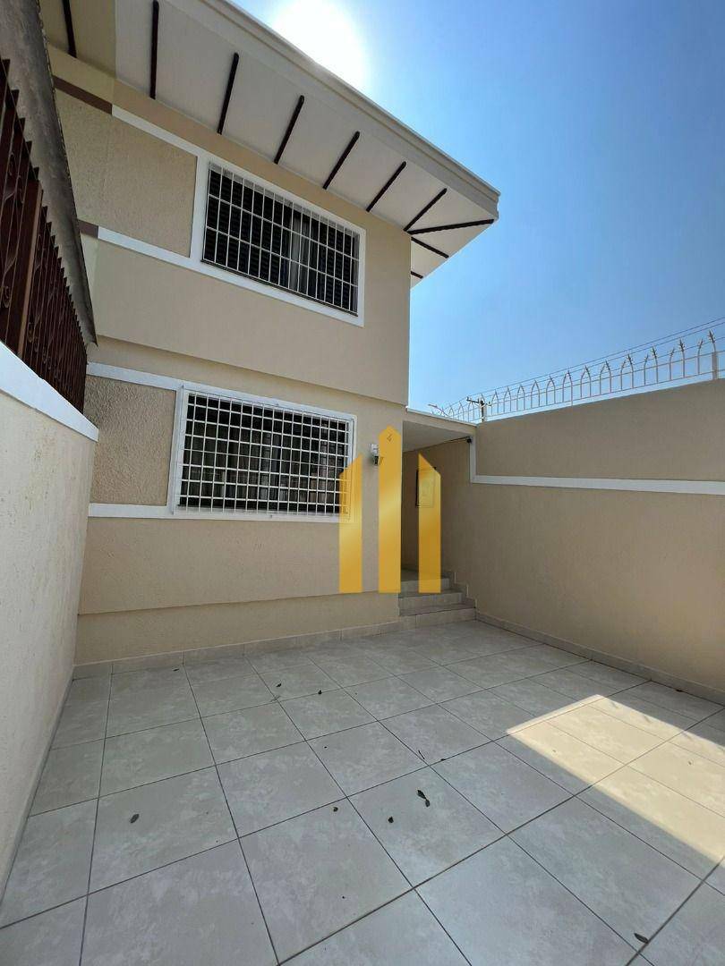 Sobrado à venda com 3 quartos, 125m² - Foto 4