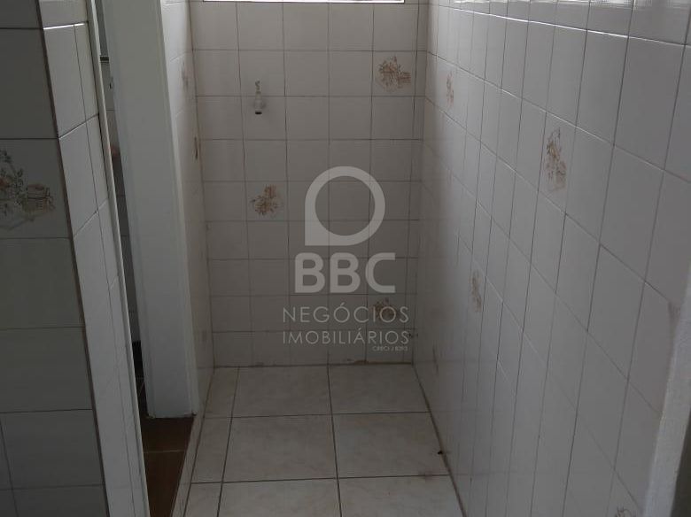 Casa para alugar com 2 quartos, 60m² - Foto 7