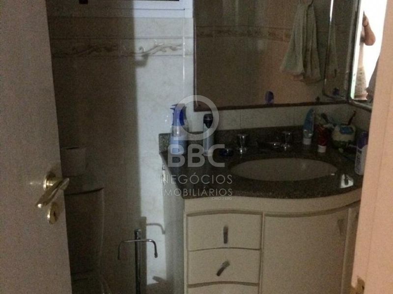 Sobrado à venda com 3 quartos, 238m² - Foto 11