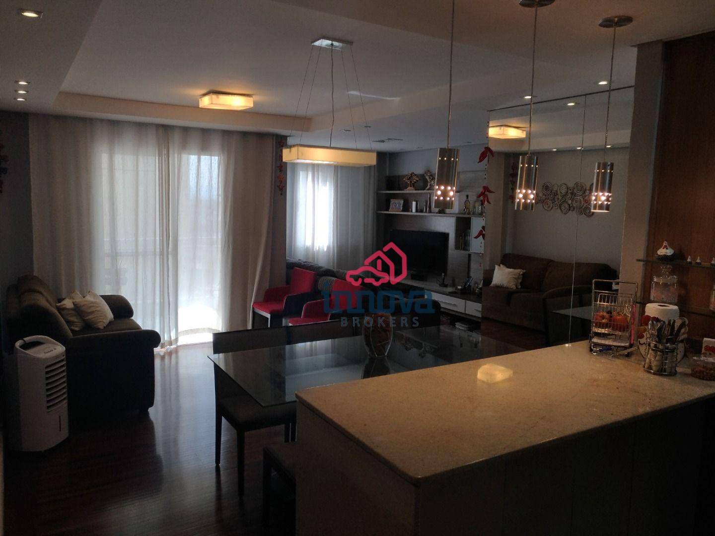 Apartamento à venda com 2 quartos, 72m² - Foto 4