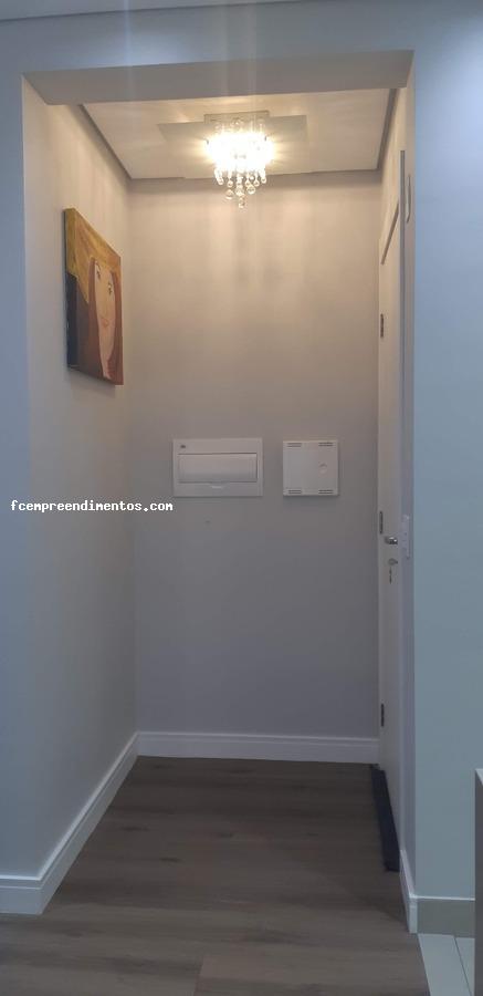 Apartamento à venda com 2 quartos, 66m² - Foto 7