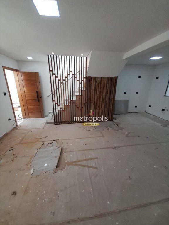 Sobrado à venda com 3 quartos, 100m² - Foto 1