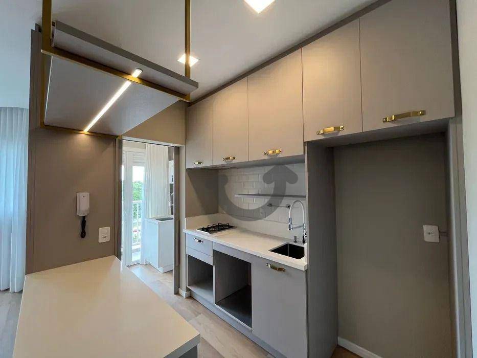 Apartamento para alugar com 2 quartos, 65m² - Foto 8