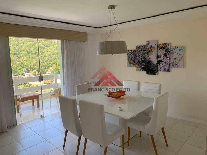 Casa de Condomínio à venda com 4 quartos, 360m² - Foto 11