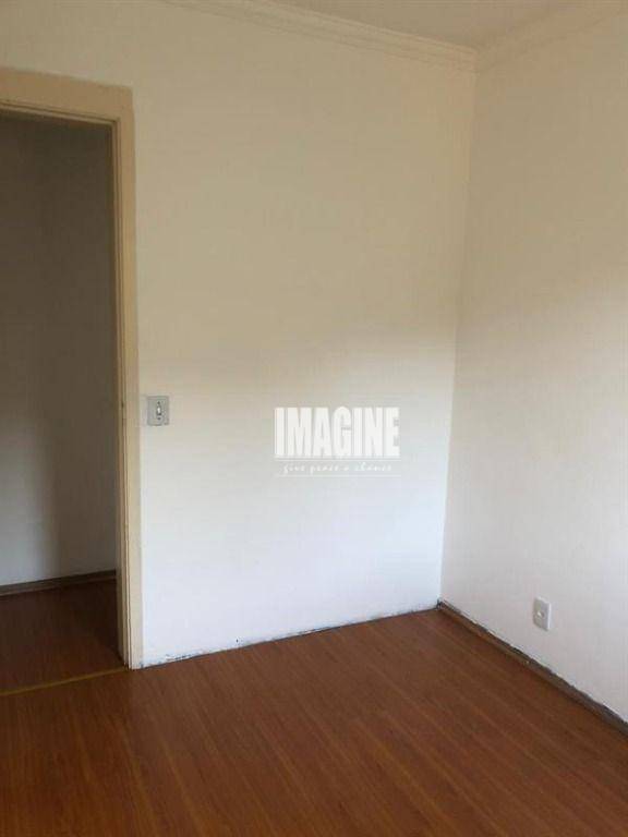 Apartamento à venda com 2 quartos, 46m² - Foto 9