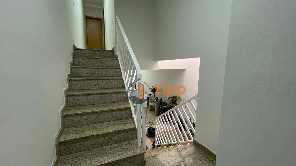 Sobrado à venda com 3 quartos, 240m² - Foto 14
