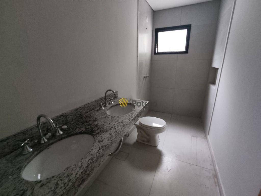 Sobrado à venda com 3 quartos, 200m² - Foto 56