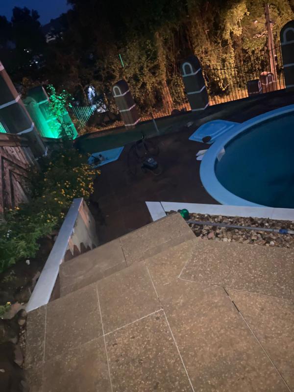 Casa à venda com 2 quartos, 100m² - Foto 2