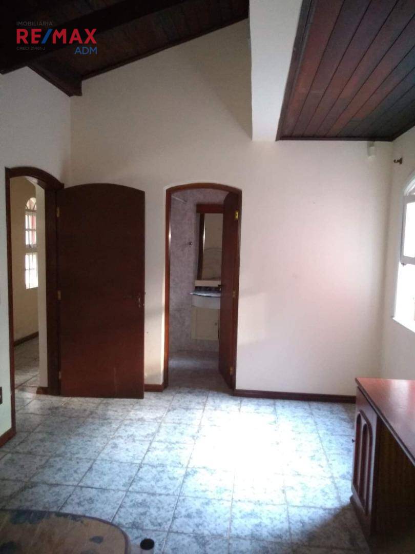 Chácara à venda com 3 quartos, 316m² - Foto 23