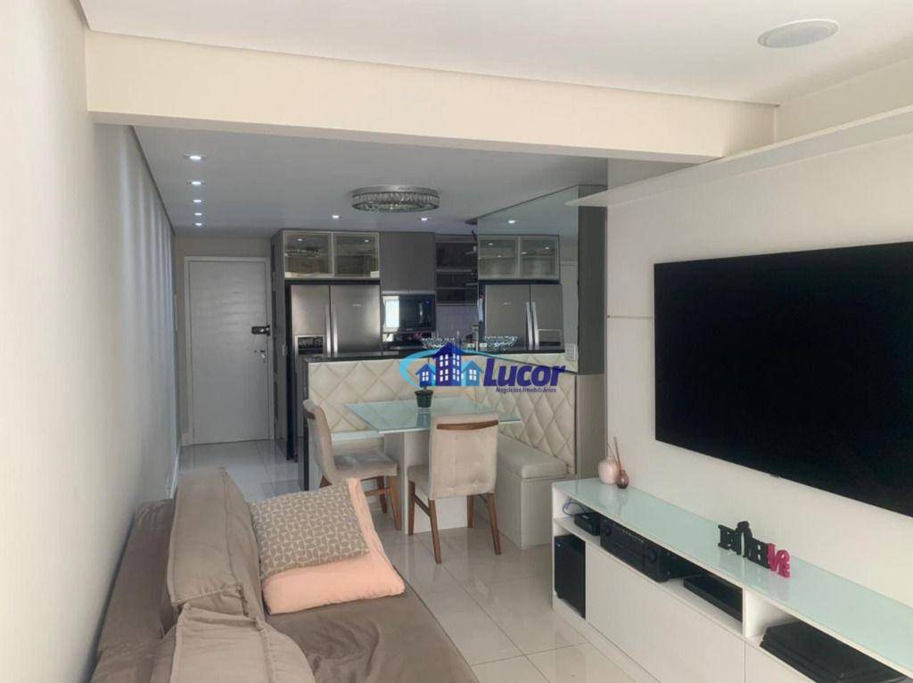 Apartamento à venda com 3 quartos, 73m² - Foto 2