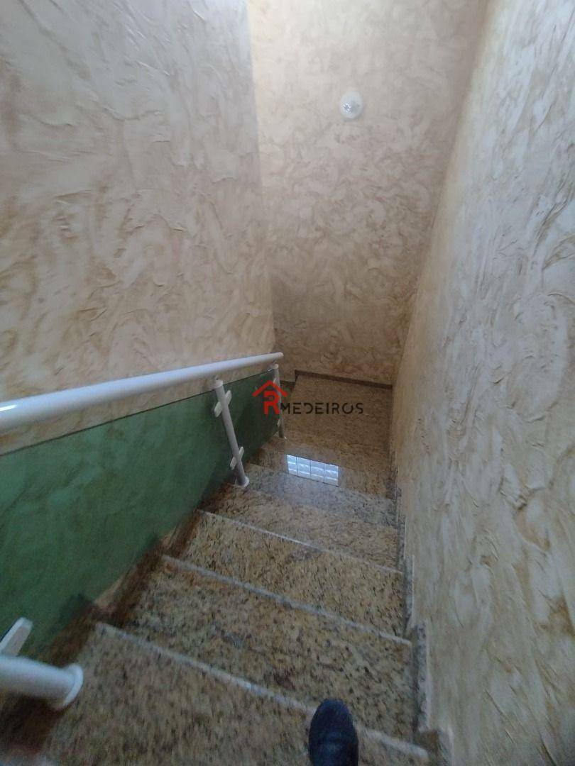 Sobrado à venda com 2 quartos, 130m² - Foto 12